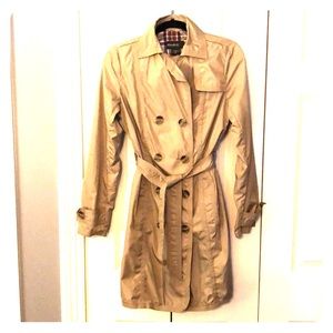 Beige, polyester rain/trench coat.